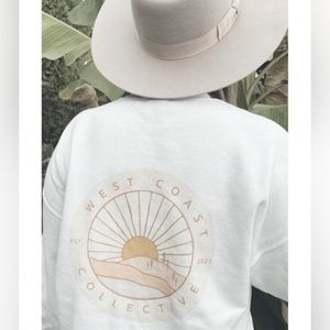 West Coast Collective Crew Neck in size XL